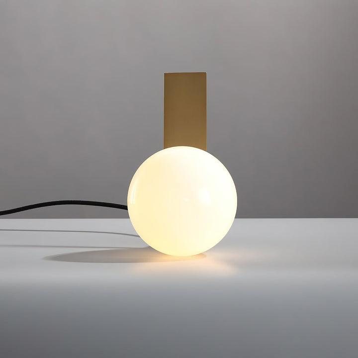 Aley Table Lamp | Kalsten