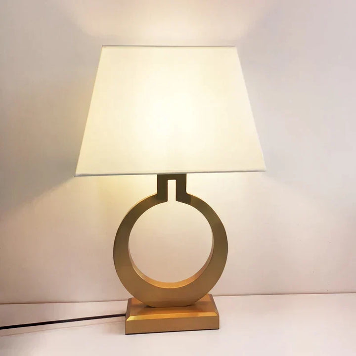 Golden VillaGlow Luxury Design Lamp for Elegant Spaces Kalsten