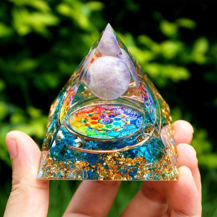 Kalsten | Amethyst crystal ball with blue quartz orgone pyramid