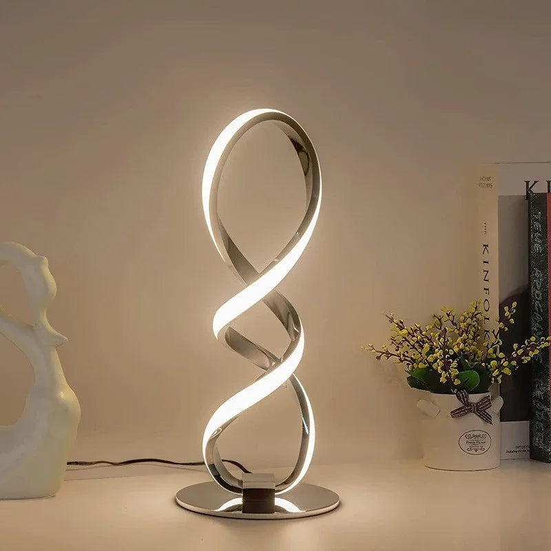 Luxe Lines Table Lamp | Kalsten