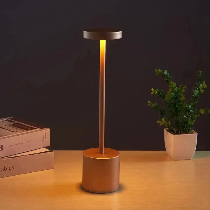Astori - Rechargeable table lamp without cable | Kalsten