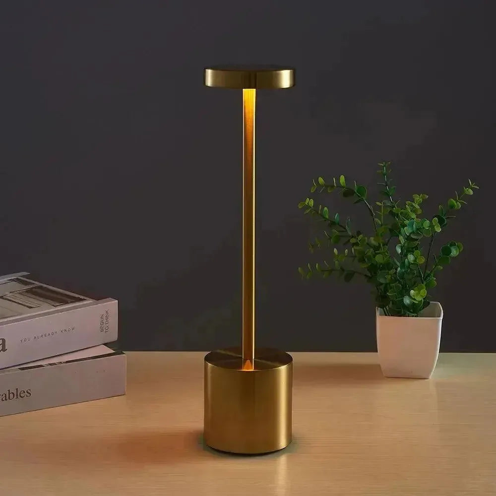 Astori - Rechargeable table lamp without cable | Kalsten