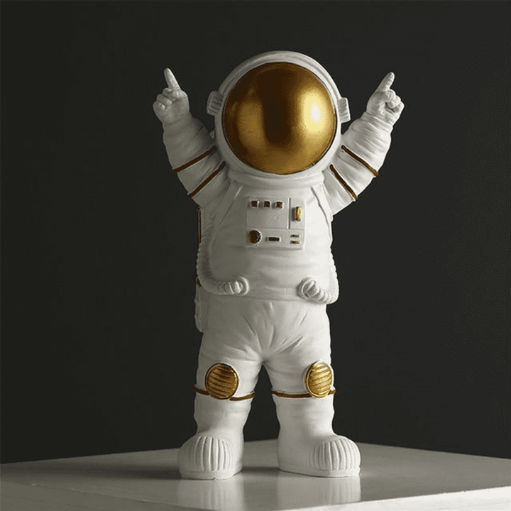 Astronaut Figurine | Kalsten
