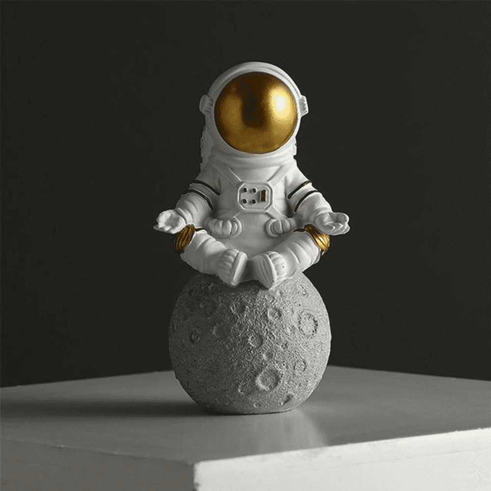 Astronaut Figurine | Kalsten