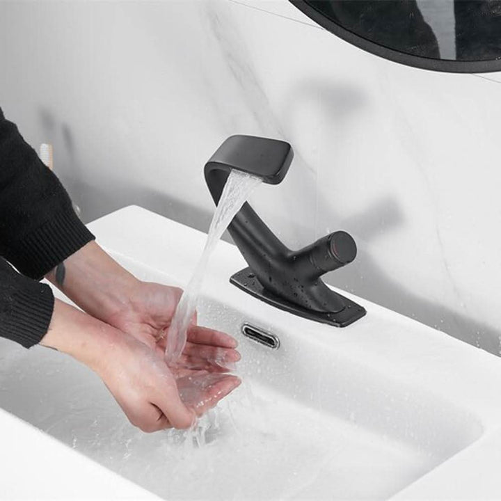 Kalsten | Modern Bathroom Sink Mixer Faucet – Stylish Chrome Tap