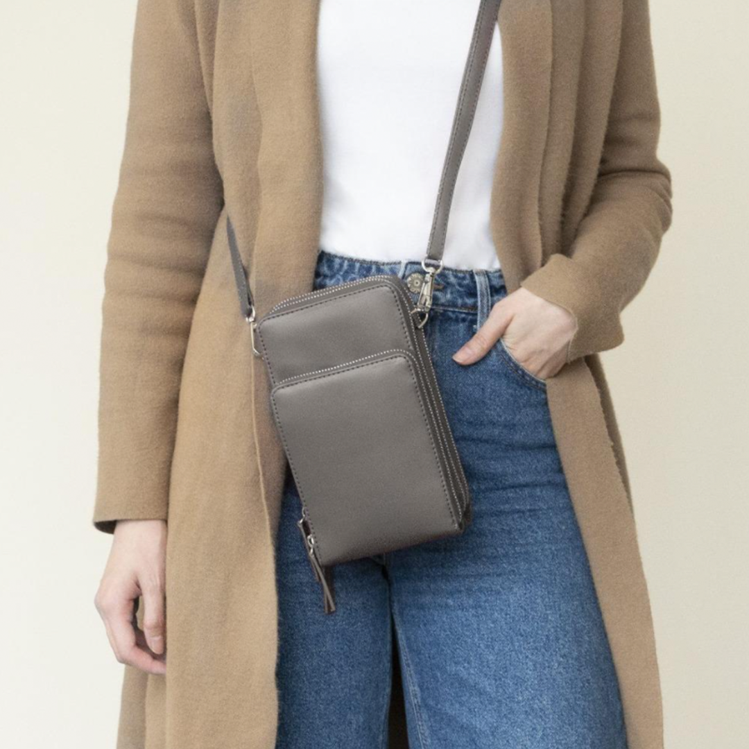Kalsten | Triple Secure Leather Phone Purse: Elegance Meets Practicality