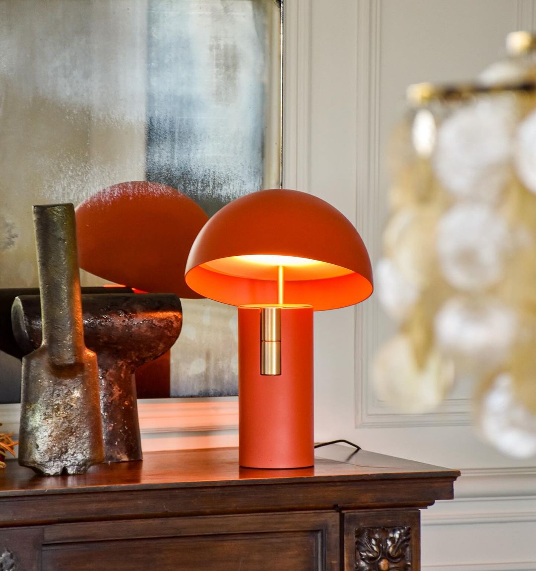 Table Lamp - RetroWave - Minimalist & Adjustable Design - Chic Modern Elegance | Kalsten