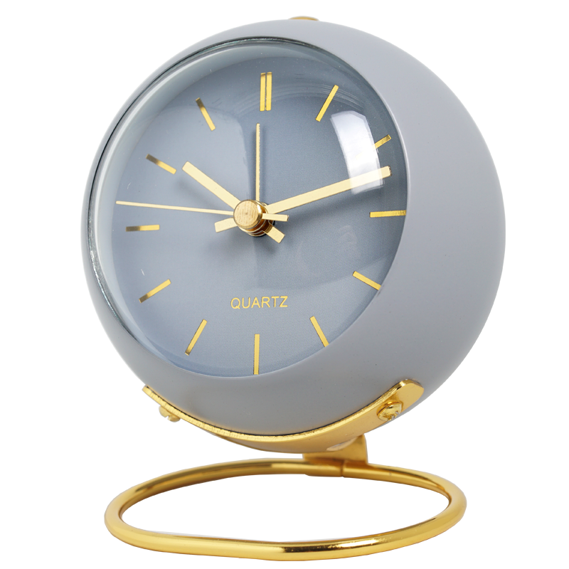 Kalsten | Minimalistic round table clock