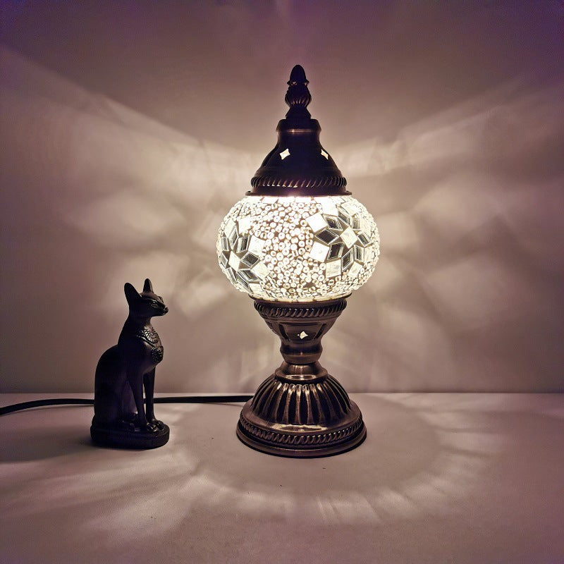 Traditional Tiffany Oval Glass Iron 1-Light Table Lamp for the Living Room | Kalsten