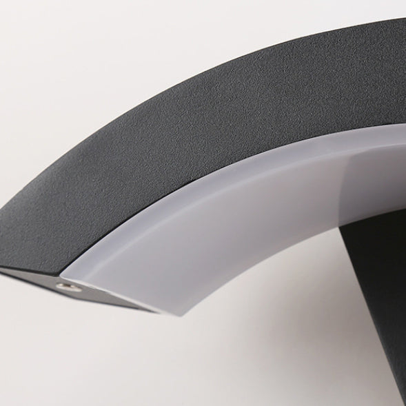 Modern Minimalist Curved Aluminum Acrylic LED Wall Sconce Lamp For Garden | Kalsten