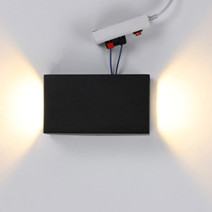 Modern Minimalist Waterproof Rectangular Aluminum LED Outdoor Wall Sconce Lamp For Outdoor Patio | Kalsten
