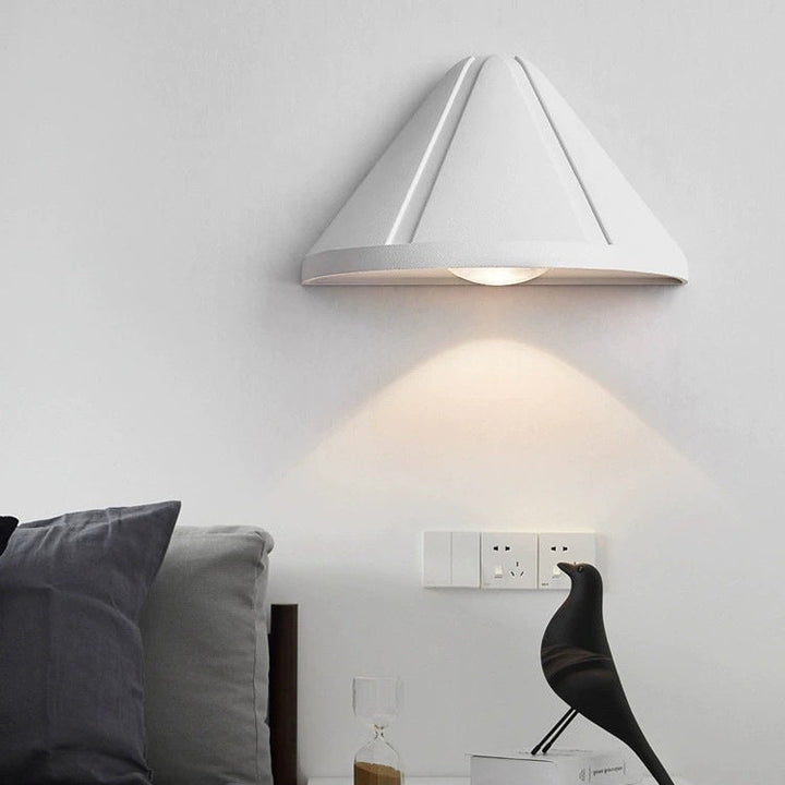 Modern Minimalist Waterproof Triangle Semicircle Die-Cast Aluminum PC LED Wall Sconce Lamp For Outdoor Patio | Kalsten