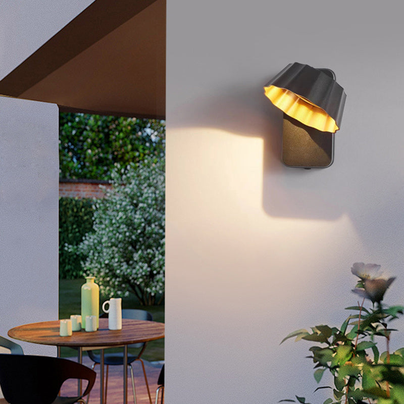 Contemporary Industrial Aluminum Pleated Round Shade LED Outdoor Waterproof Wall Sconce Lamp For Garden | Kalsten