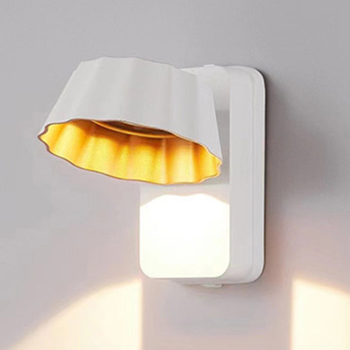 Contemporary Industrial Aluminum Pleated Round Shade LED Outdoor Waterproof Wall Sconce Lamp For Garden | Kalsten