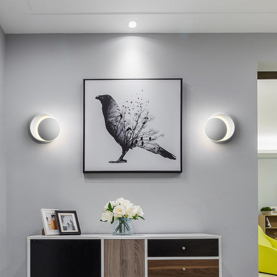 Contemporary Nordic Iron Round Eclipse Rotatable LED Wall Light for Nightstand | Kalsten