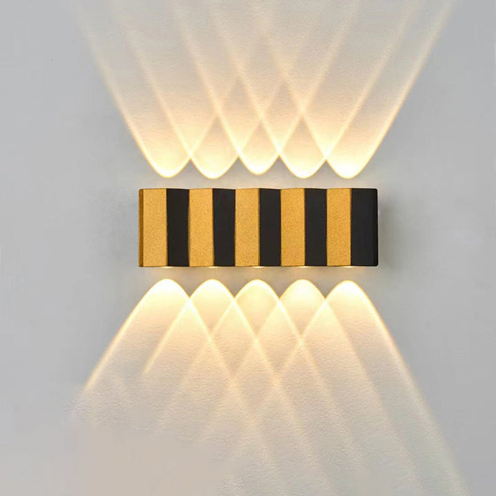 Modern Simplicity Waterproof Aluminum Rectangular Bent Up And Down LED Wall Sconce Lamp For Outdoor Patio | Kalsten