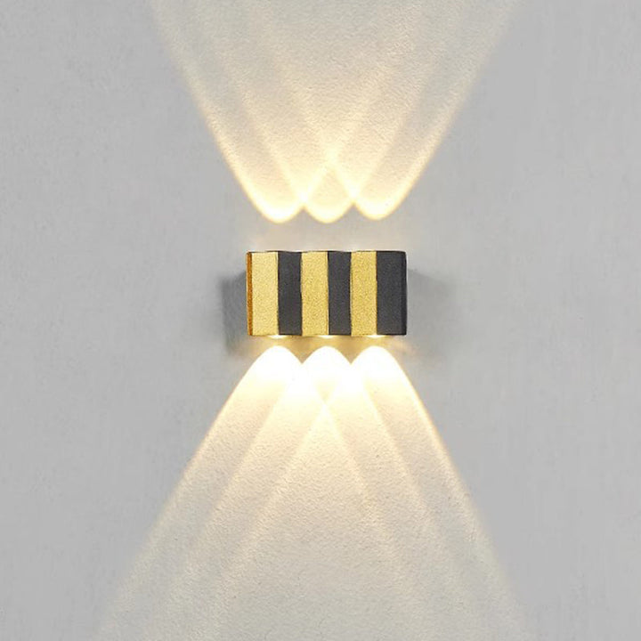 Modern Simplicity Waterproof Aluminum Rectangular Bent Up And Down LED Wall Sconce Lamp For Outdoor Patio | Kalsten