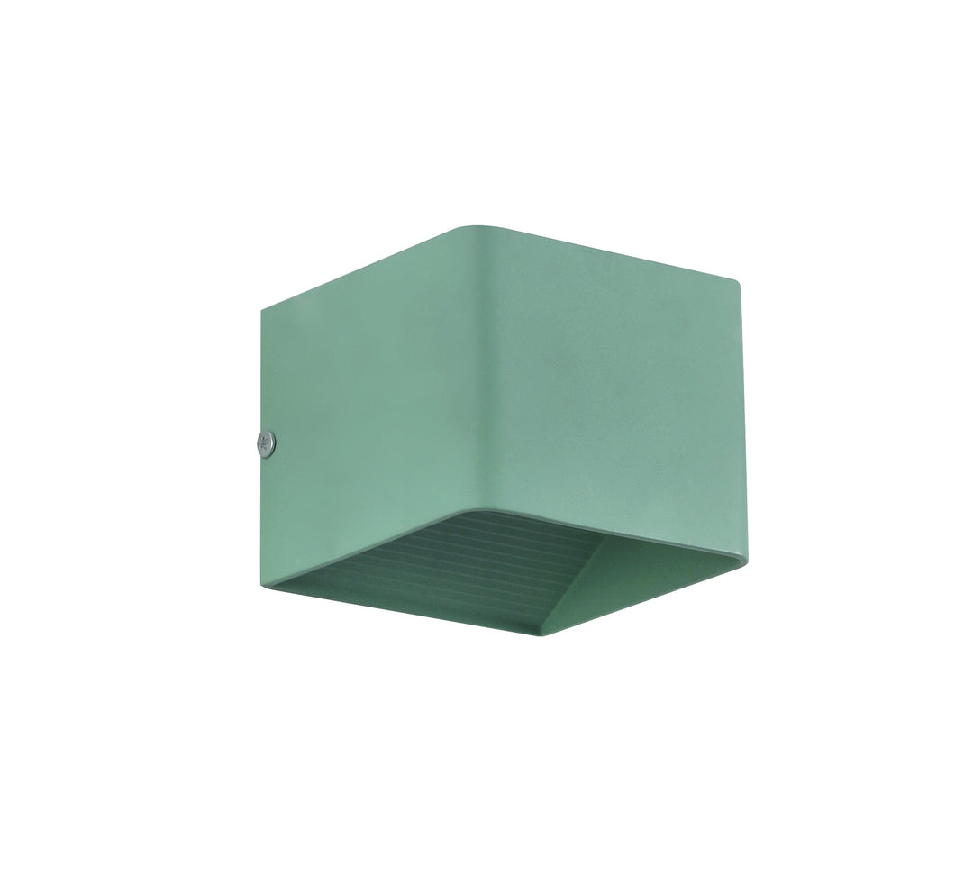 OrrSquare – Modern square wall lamp for stylish lighting | Kalsten