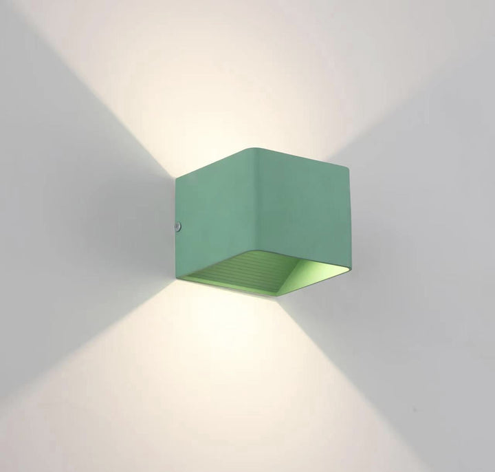 OrrSquare – Modern square wall lamp for stylish lighting | Kalsten