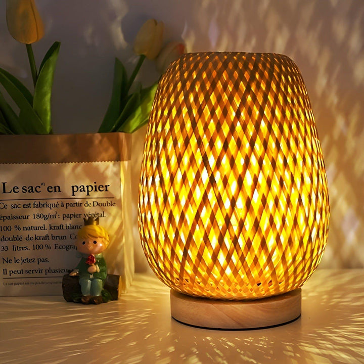 Aura Lamp - Bamboo USB-powered Table Lamp for the Bedroom | Kalsten