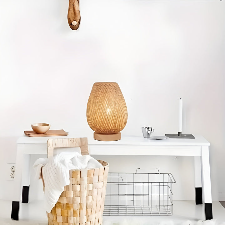 Stylish Bamboo Table Lamp with USB Power – Sustainable and Energy-Efficient Design Kalsten