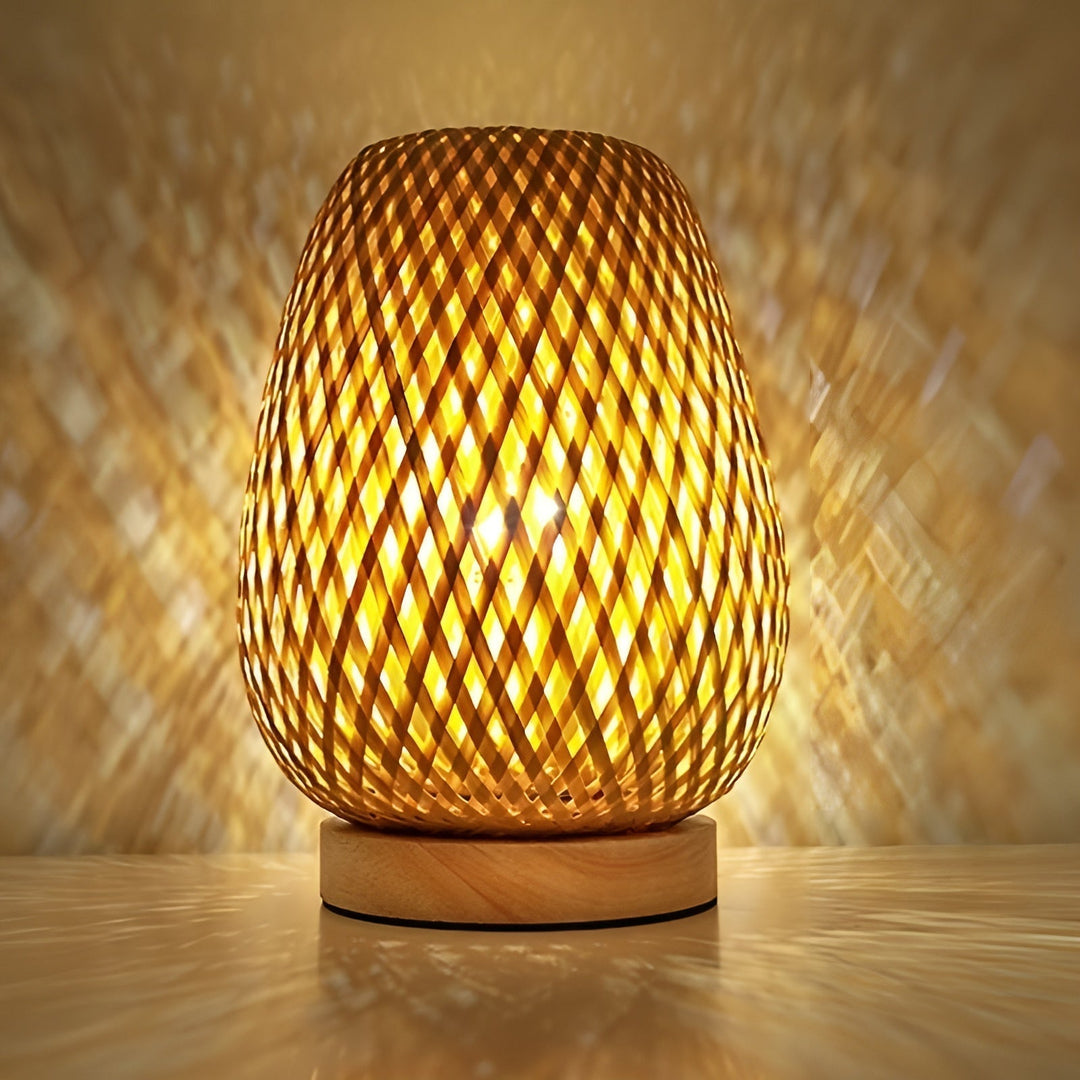 Stylish Bamboo Table Lamp with USB Power – Sustainable and Energy-Efficient Design Kalsten