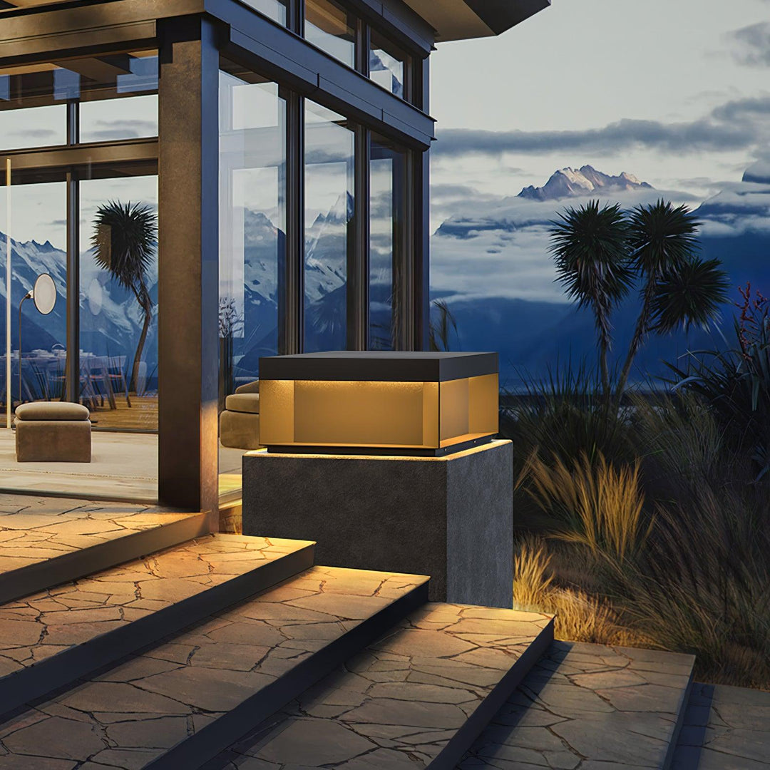 Black Box Outdoor Post Light | Kalsten