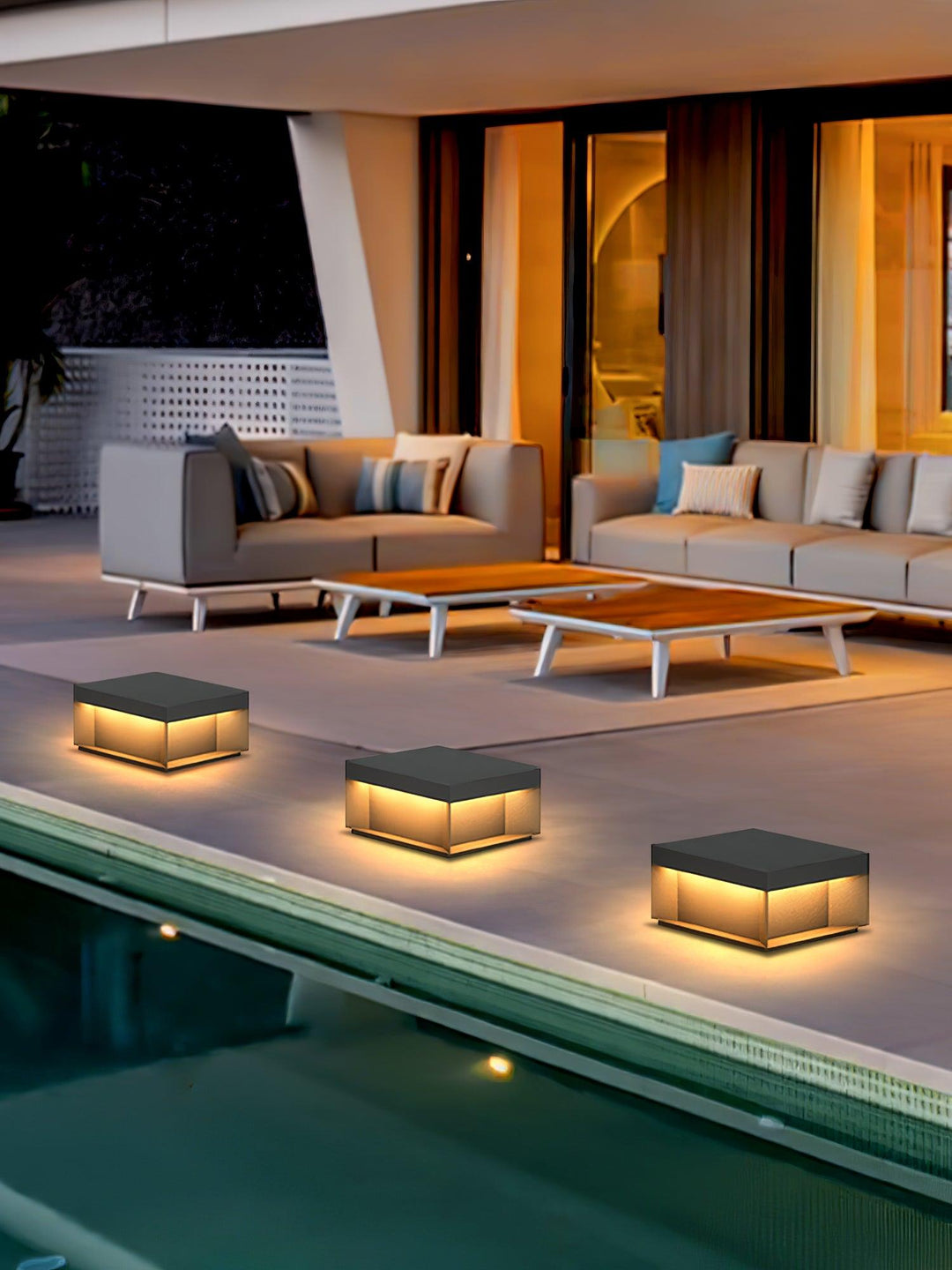 Black Box Outdoor Post Light | Kalsten