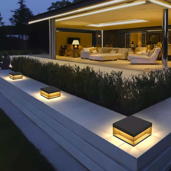 Black Box Outdoor Post Light | Kalsten