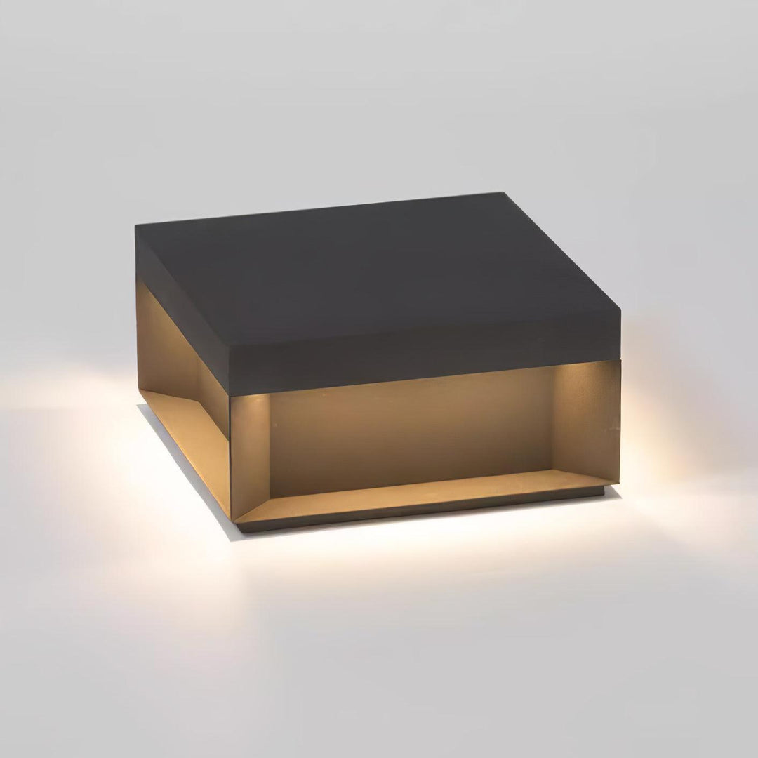 Black Box Outdoor Post Light | Kalsten