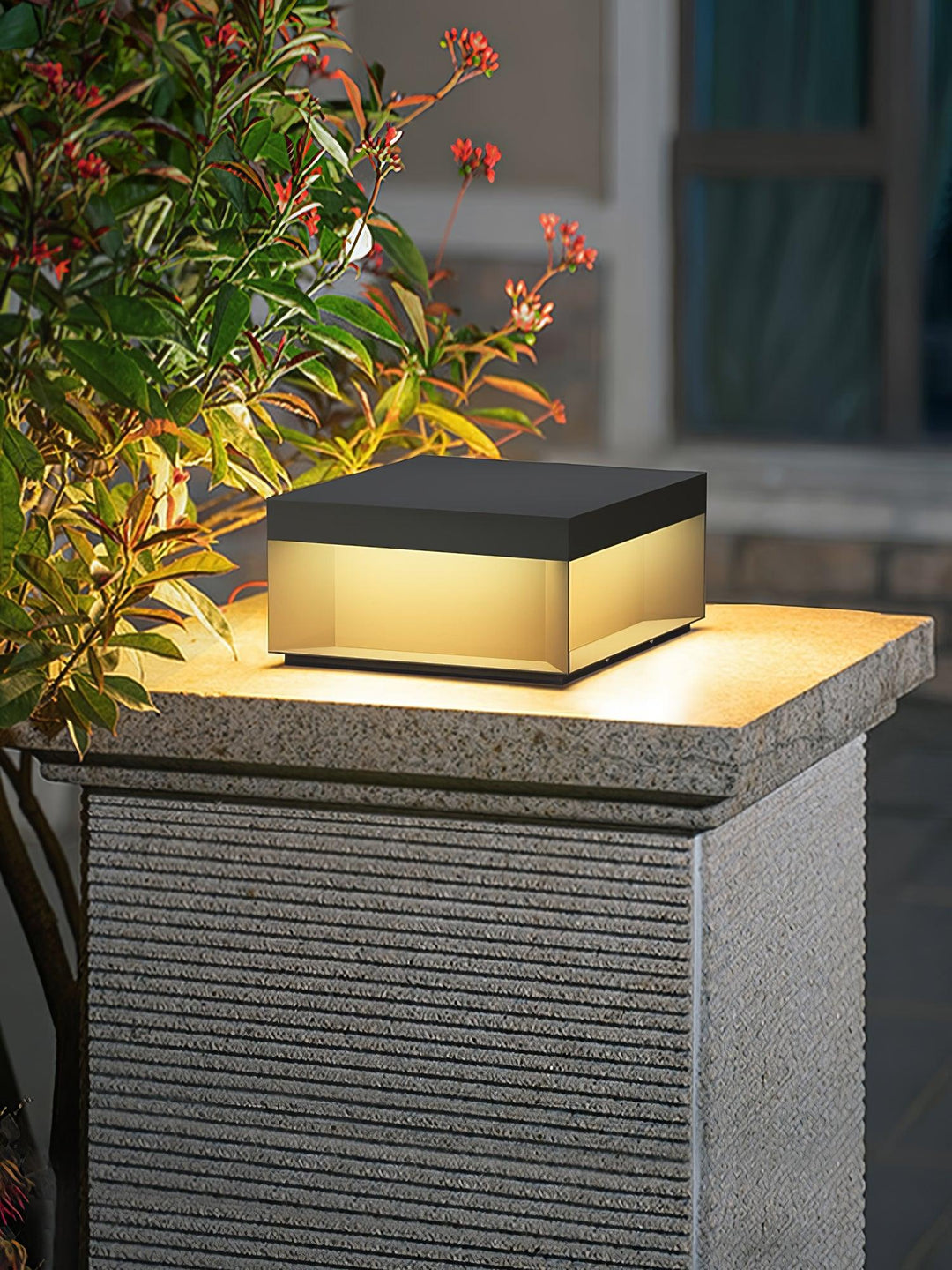 Black Box Outdoor Post Light | Kalsten