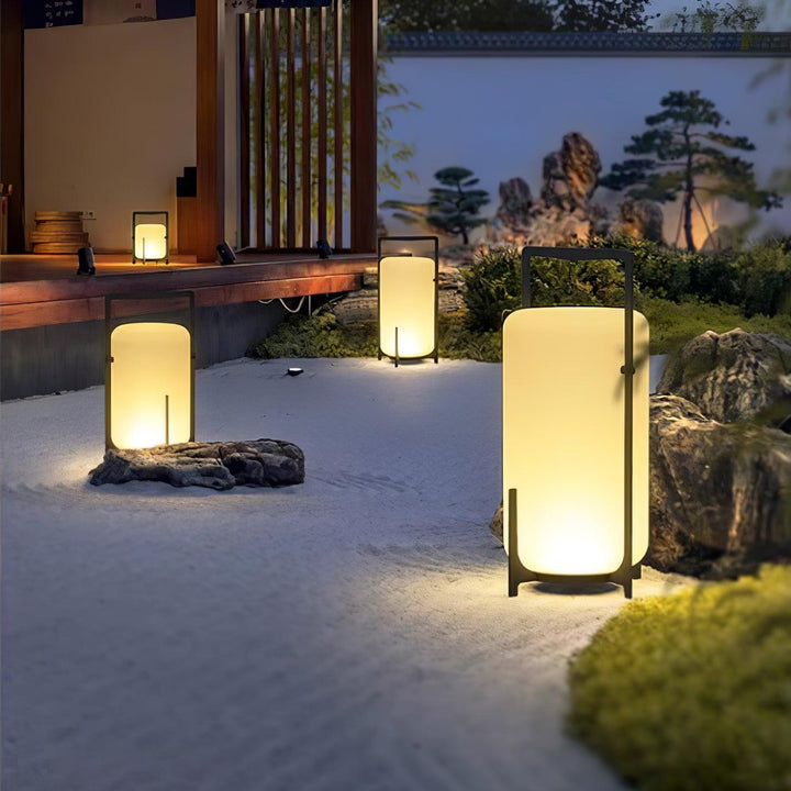 Black Twilight Lantern Table Lamp | Kalsten