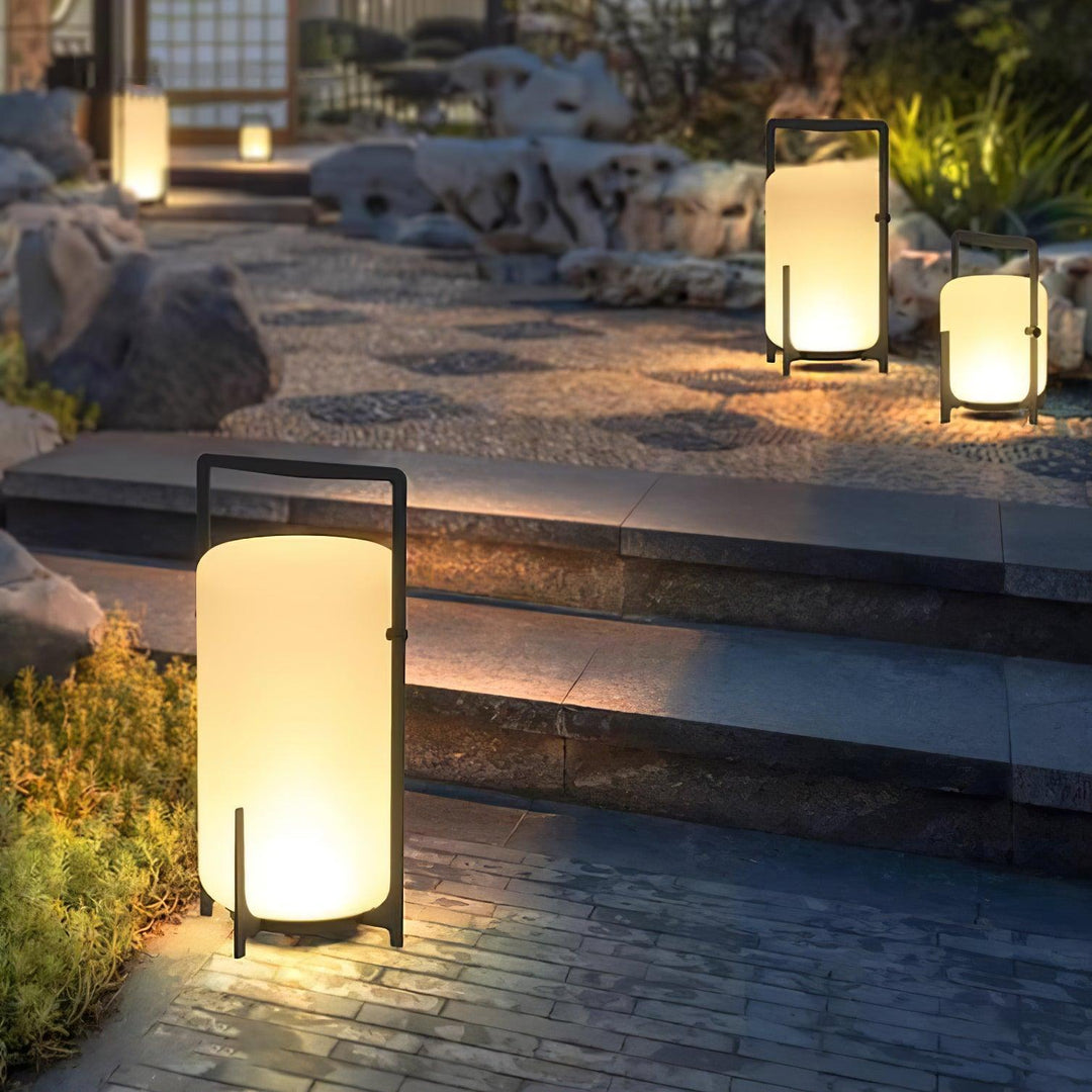 Black Twilight Lantern Table Lamp | Kalsten