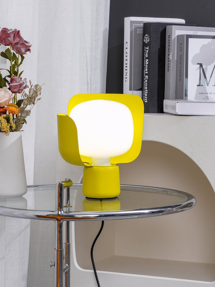 Petals Glass Accent lamp Table Lamp | Kalsten