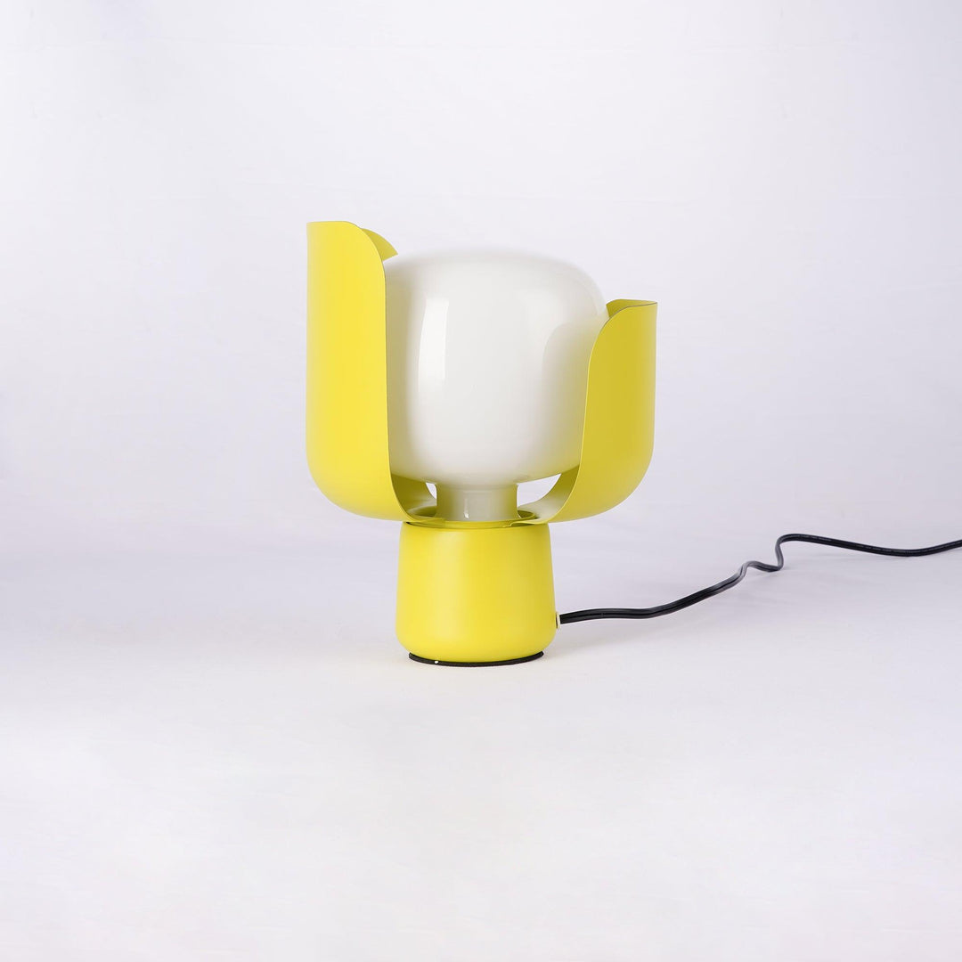 Petals Glass Accent lamp Table Lamp | Kalsten