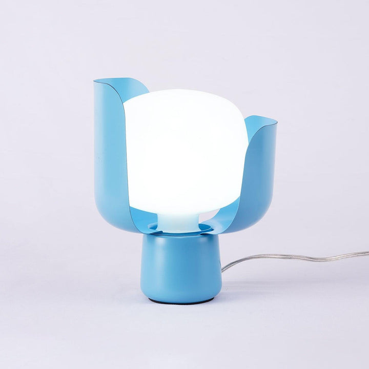 Petals Glass Accent lamp Table Lamp | Kalsten