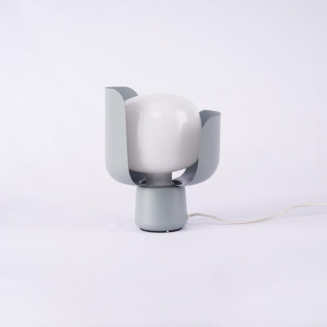 Petals Glass Accent lamp Table Lamp | Kalsten