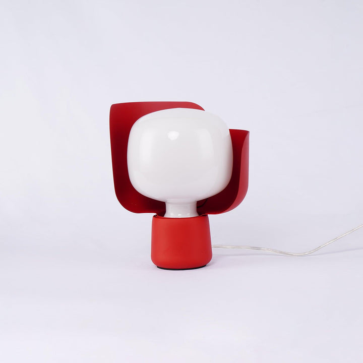 Petals Glass Accent lamp Table Lamp | Kalsten