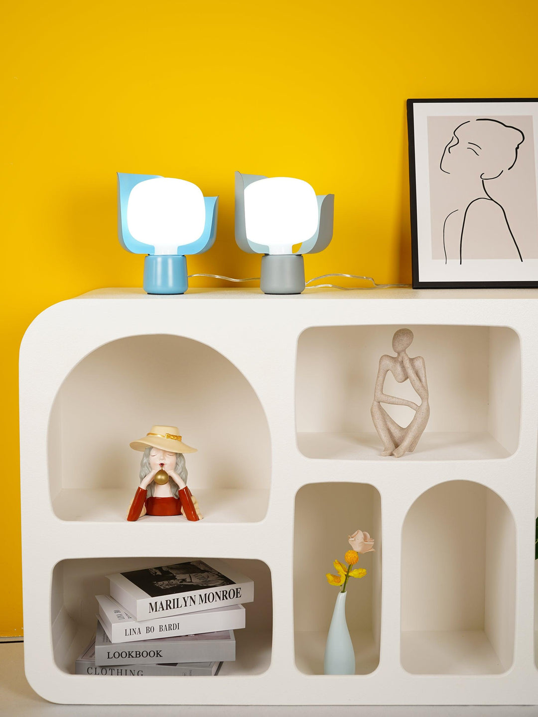 Petals Glass Accent lamp Table Lamp | Kalsten
