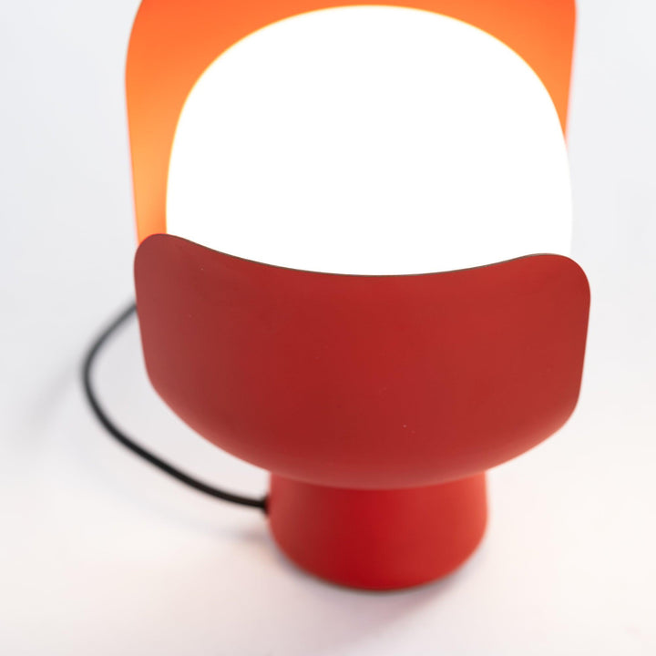 Petals Glass Accent lamp Table Lamp | Kalsten