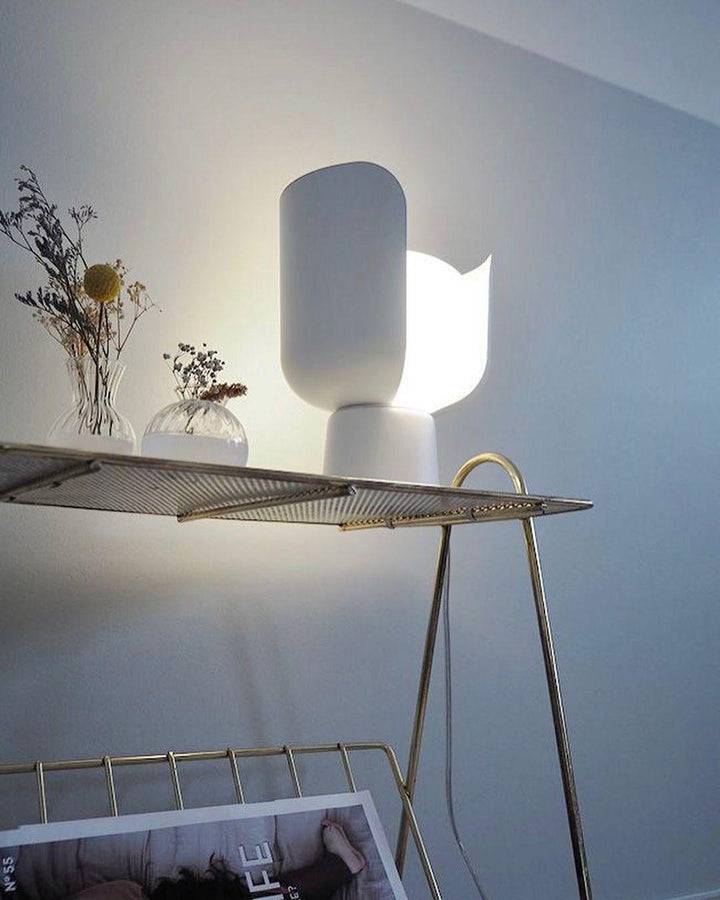 Petals Glass Accent lamp Table Lamp | Kalsten