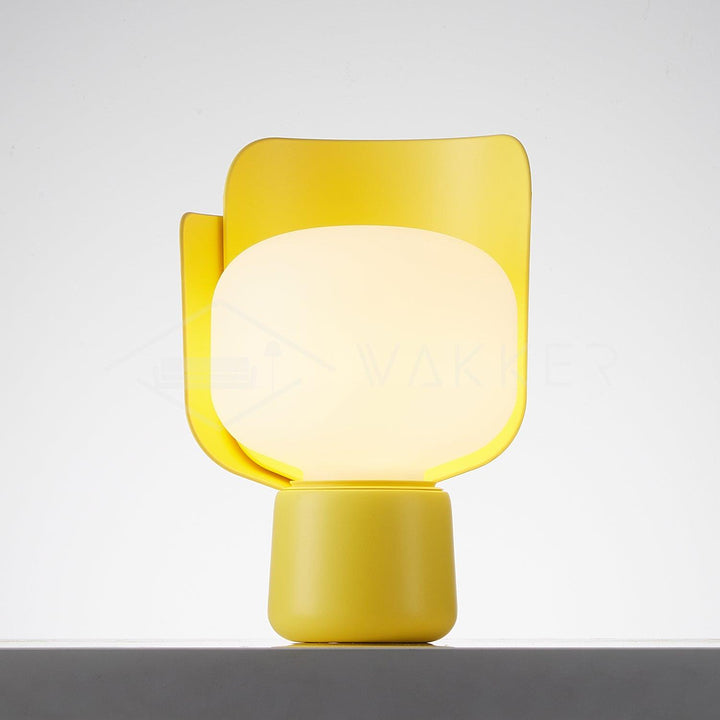 Petals Glass Accent lamp Table Lamp | Kalsten