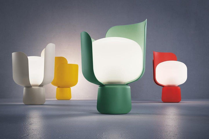 Petals Glass Accent lamp Table Lamp | Kalsten