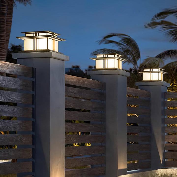 Boilyn Pillar Outdoor Light | Kalsten