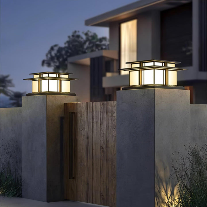 Boilyn Pillar Outdoor Light | Kalsten