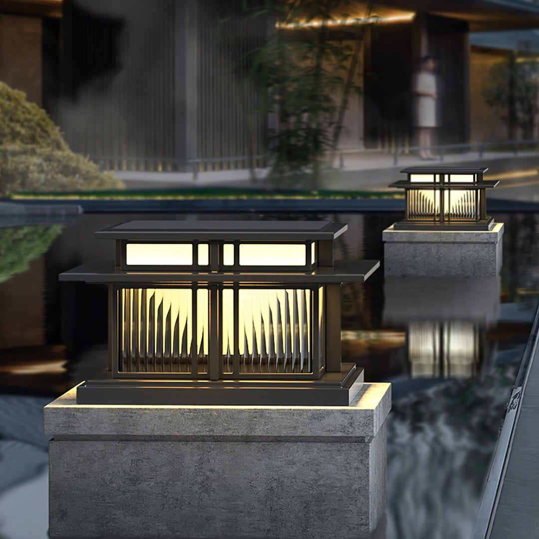 Boilyn Pillar Outdoor Light | Kalsten