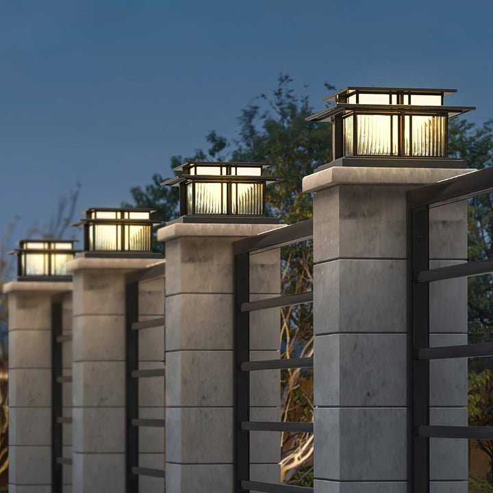 Boilyn Pillar Outdoor Light | Kalsten