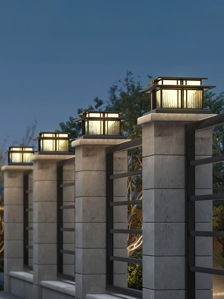 Boilyn Pillar Outdoor Light | Kalsten