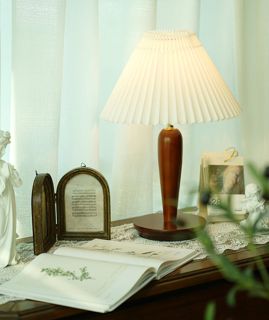 Brentwood Tall Table Lamp | Kalsten