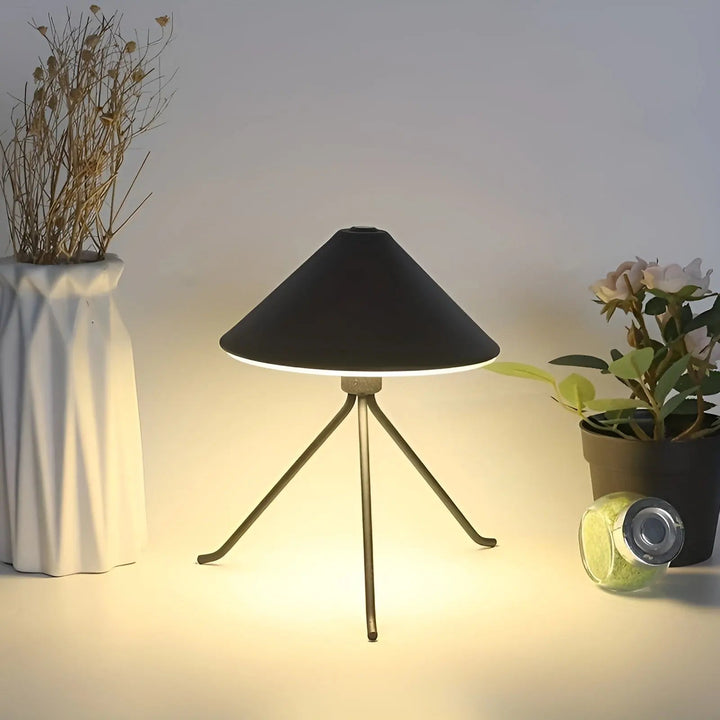 Eleganza Luxe Table Lamp – USB Rechargeable LED Lighting with Chic Design in Black, Gold and Silver Kalsten